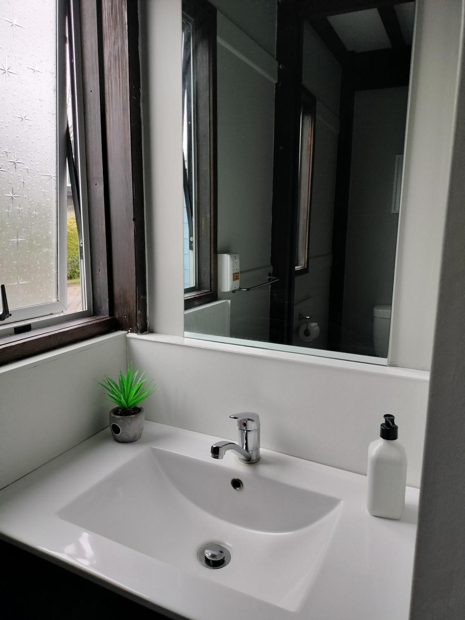 Tokaanu Lodge Motel Turangi Kültér fotó